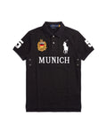 Munich crest polo in black, front
